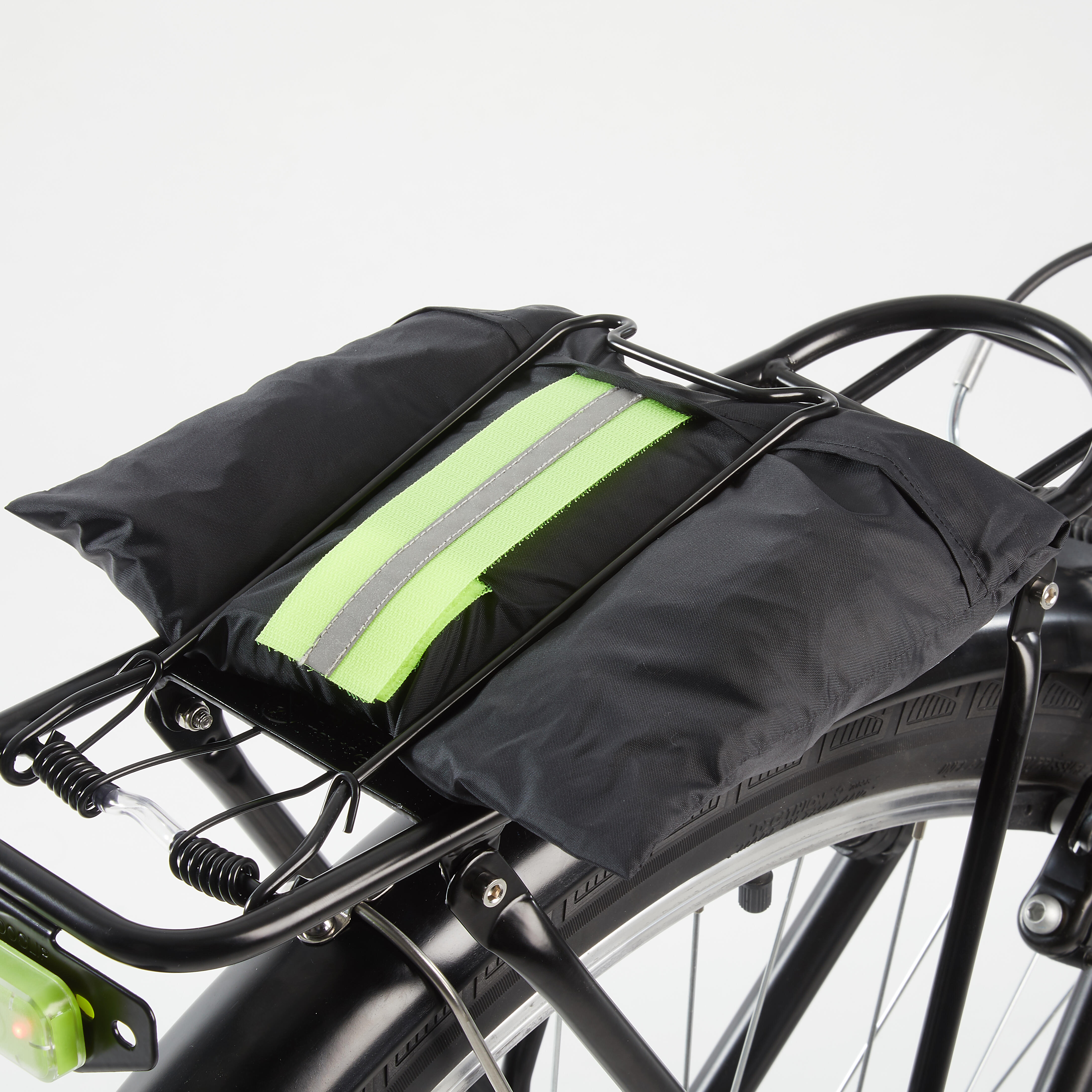 Decathlon pannier online rack